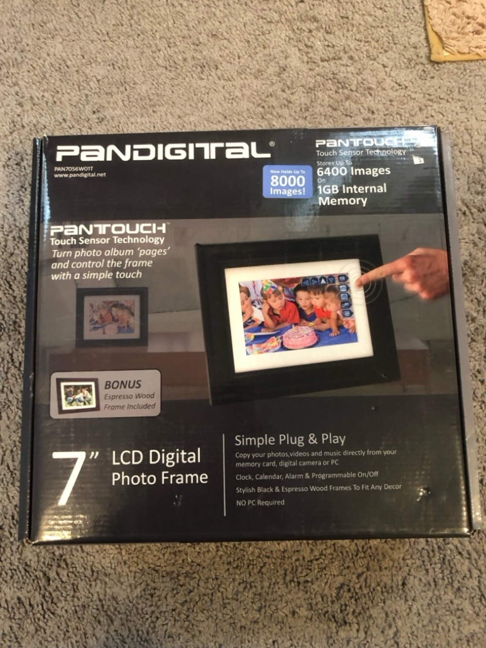 Pandigital 7" PanTouch LCD Digital Photo Frame - Black